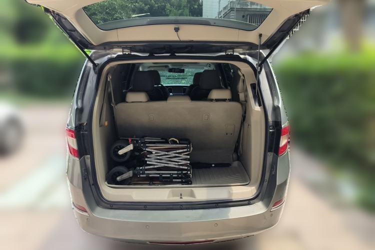 Used Buick GL8 2011 3.0L GT Luxury Business Haoya Edition Trunk