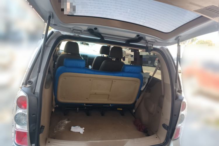 Used Buick GL8 2011 2.4L CT Comfort Edition Trunk