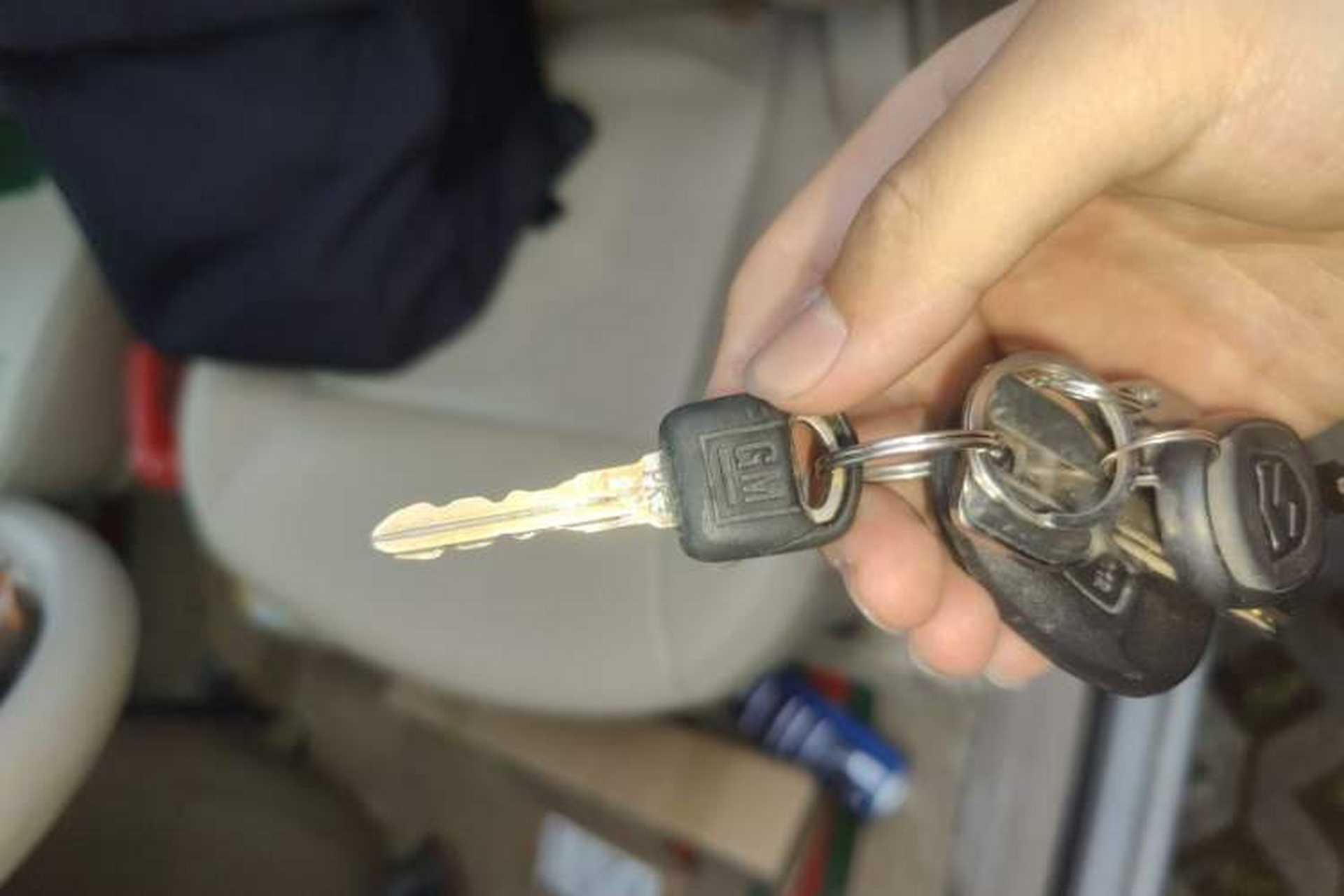 Used Buick GL8 2011 2.4L CT Comfort Edition Vehicle Key