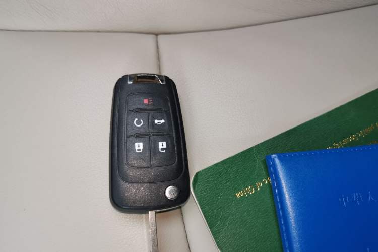 Used Buick GL8 2011 3.0L GT Luxury Business Haoya Edition Vehicle Key