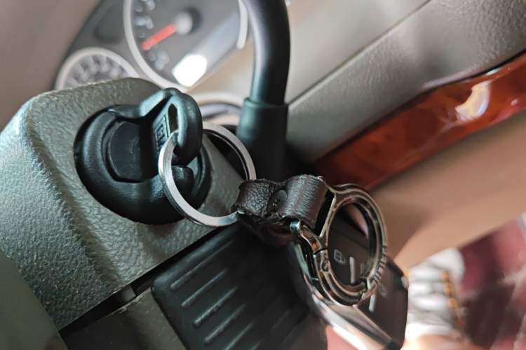 Used Buick GL8 2011 2.4L CT Comfort Edition Vehicle Key
