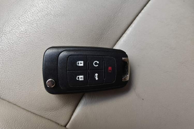 Used Buick GL8 2011 3.0L GT Luxury Business Haoya Edition Vehicle Key