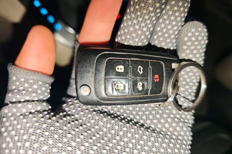 Used Buick GL8 2011 3.0L XT Luxury Business Flagship Edition Vehicle Key