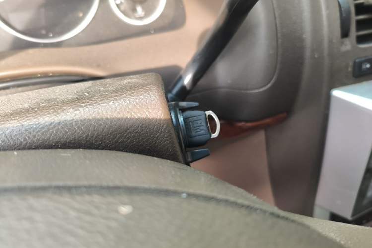 Used Buick GL8 2011 2.4L CT Comfort Edition Vehicle Key