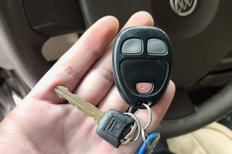 Used Buick GL8 2011 2.4L CT Comfort Edition Vehicle Key