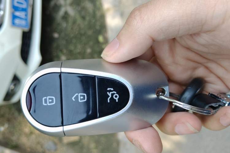 Used Buick GL8 2011 2.4L CT Luxury Business Comfort Edition Vehicle Key