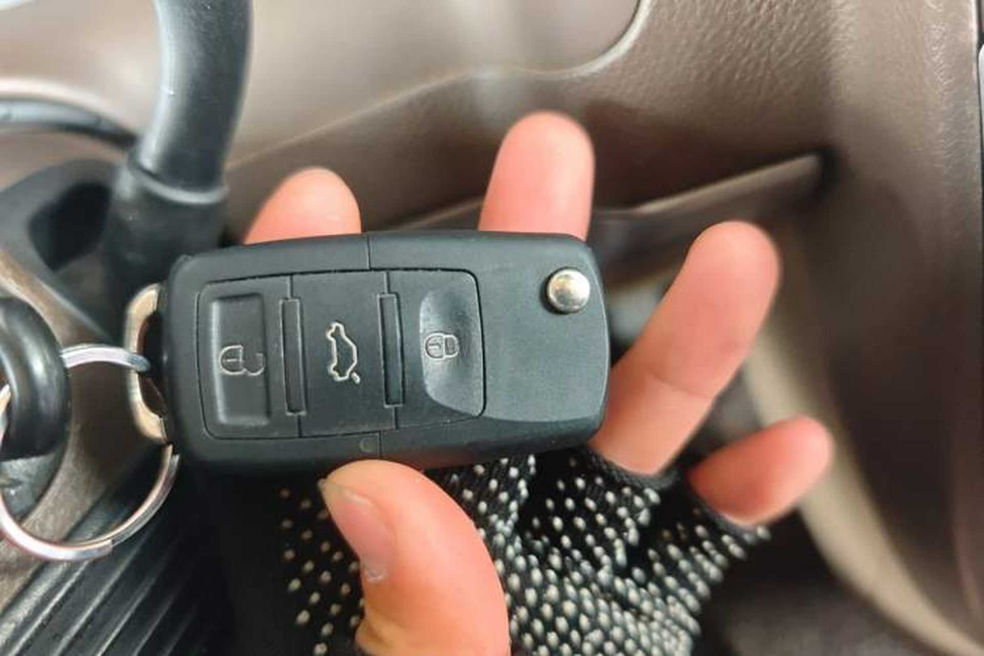 Used Buick GL8 2011 2.4L CT Comfort Edition Vehicle Key