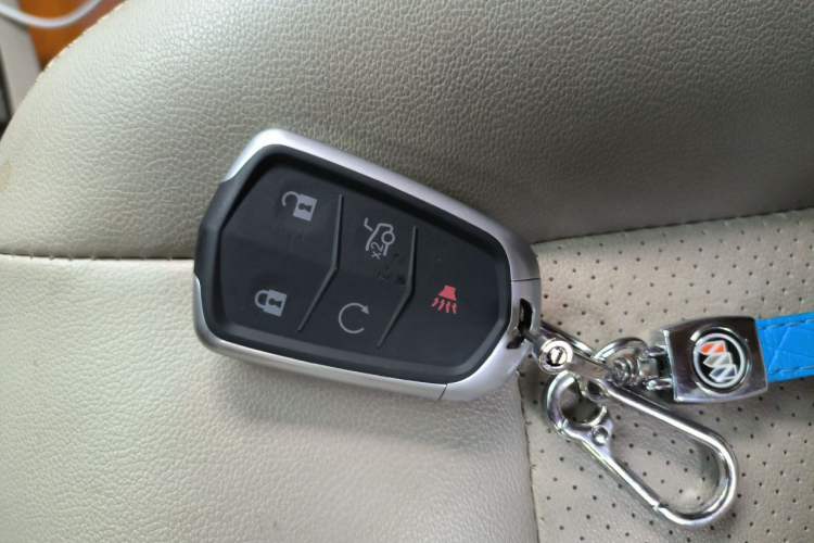 Used Buick GL8 2011 3.0L XT Luxury Business Flagship Edition Vehicle Key