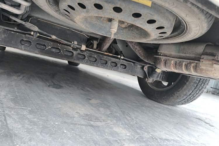 Used Buick GL8 2011 3.0L XT Luxury Business Flagship Edition Chassis Rear