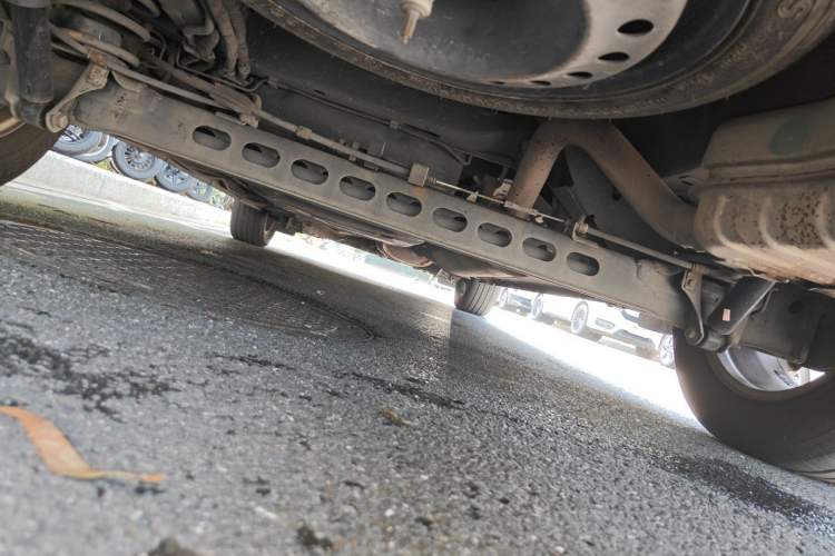Used Buick GL8 2011 3.0L GT Luxury Business Haoya Edition Chassis Rear
