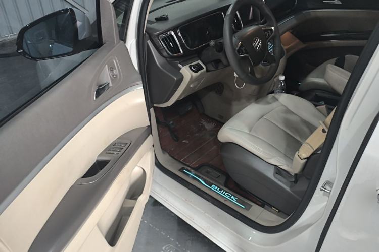 Used Buick GL8 2011 3.0L XT Luxury Business Flagship Edition Driver Seat