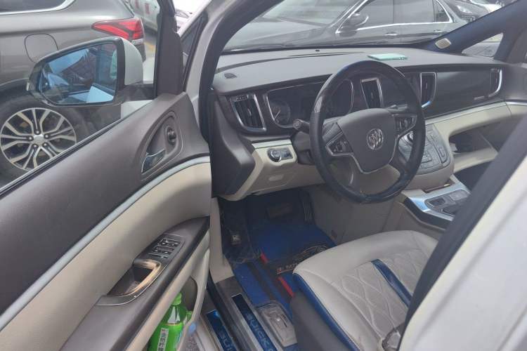 Used Buick GL8 2011 3.0L XT Luxury Business Flagship Edition Driver Seat