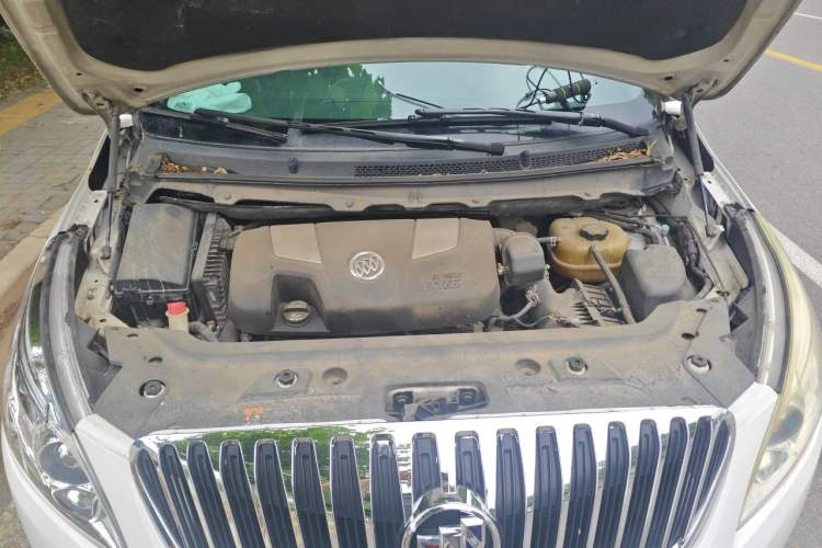 Used Buick GL8 2011 3.0L GT Luxury Business Haoya Edition Engine Bay