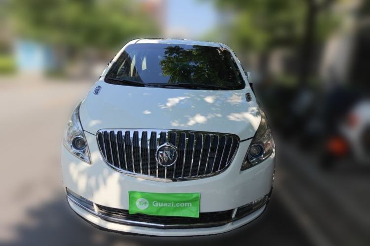 Used Buick GL8 2011 3.0L GT Luxury Business Haoya Edition Front