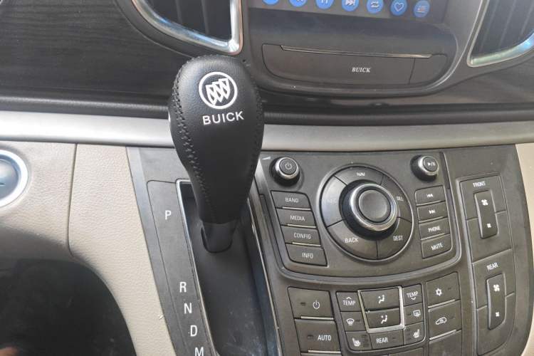 Used Buick GL8 2011 3.0L GT Luxury Business Haoya Edition Gear Lever