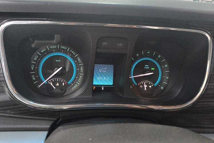 Used Buick GL8 2011 3.0L XT Luxury Business Flagship Edition Instrument Cluster