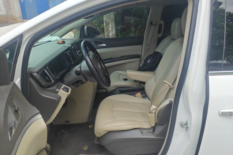 Used Buick GL8 2011 3.0L GT Luxury Business Haoya Edition Left Front Seat