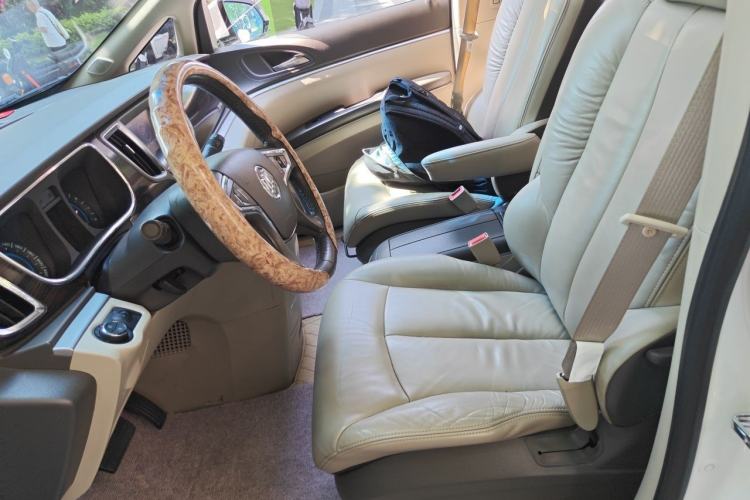 Used Buick GL8 2011 3.0L GT Luxury Business Haoya Edition Left Front Seat
