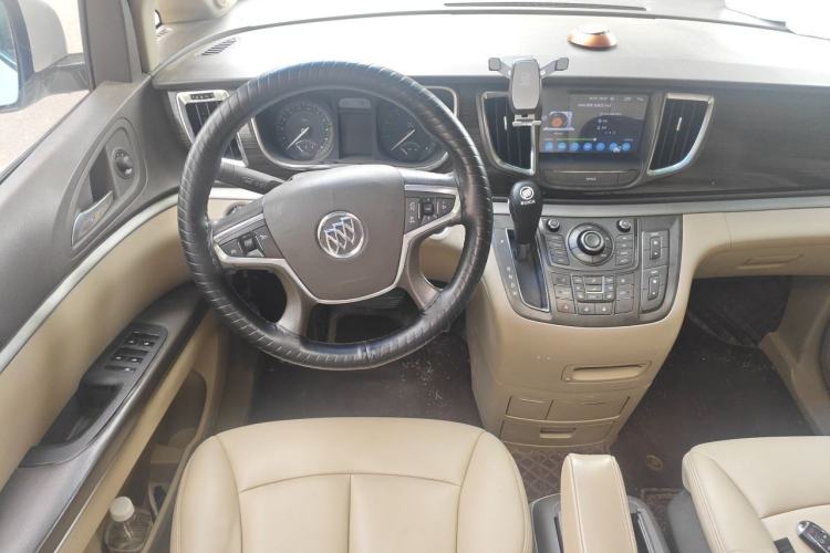 Used Buick GL8 2011 3.0L GT Luxury Business Haoya Edition Steering Wheel