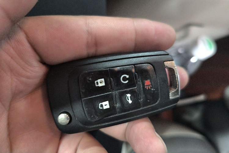 Used Buick GL8 2011 3.0L XT Luxury Business Flagship Edition Vehicle Key