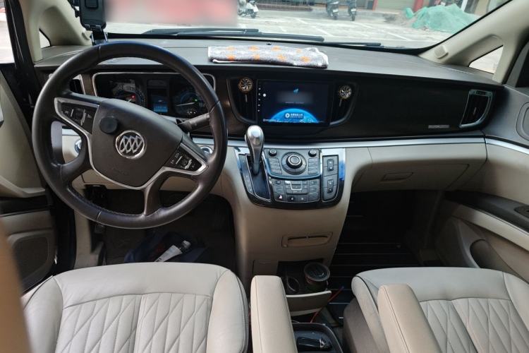 Used Buick GL8 2011 2.4L LT Luxury Business Executive Edition Center Console