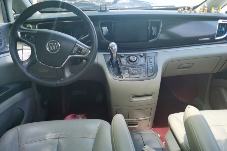 Used Buick GL8 2011 2.4L LT Luxury Business Executive Edition Center Console