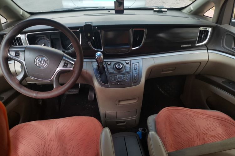 Used Buick GL8 2011 3.0L GT Luxury Business Haoya Edition Center Console