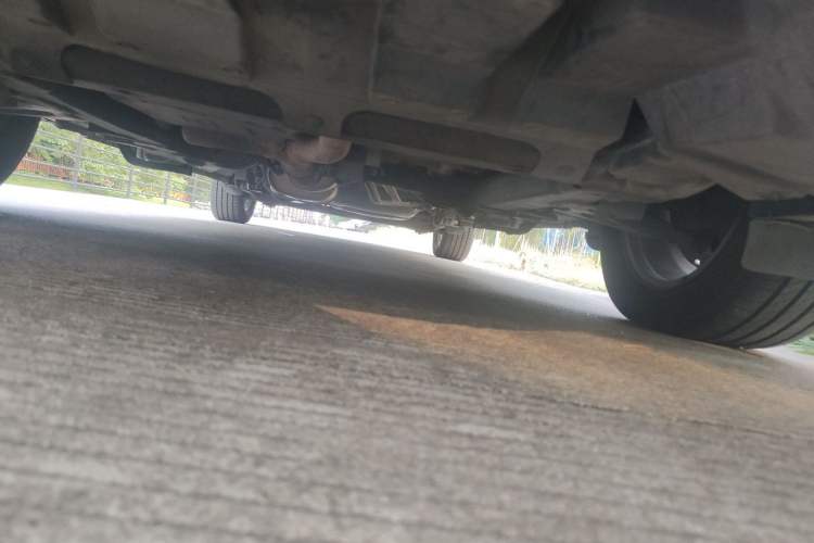 Used Buick GL8 2011 3.0L XT Luxury Business Flagship Edition Chassis Front