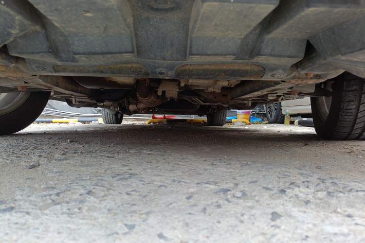 Used Buick GL8 2011 2.4L CT Luxury Business Comfort Edition Chassis Front