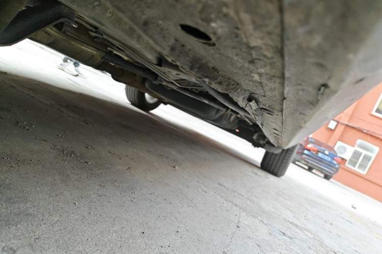 Used Buick GL8 2011 3.0L XT Luxury Business Flagship Edition Chassis Front Left