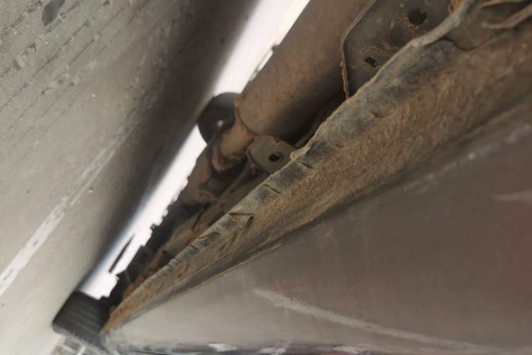 Used Buick GL8 2011 3.0L XT Luxury Business Flagship Edition Chassis Front Right