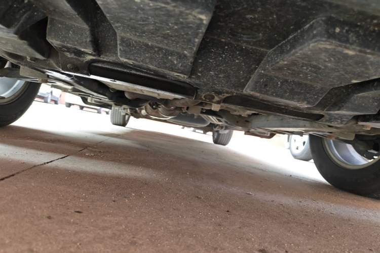 Used Buick GL8 2011 3.0L XT Luxury Business Flagship Edition Chassis Front