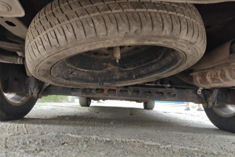 Used Buick GL8 2011 2.4L CT Luxury Business Comfort Edition Chassis Rear