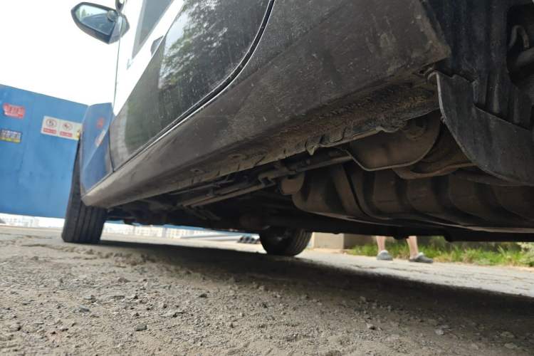 Used Buick GL8 2011 2.4L CT Luxury Business Comfort Edition Chassis Rear Left
