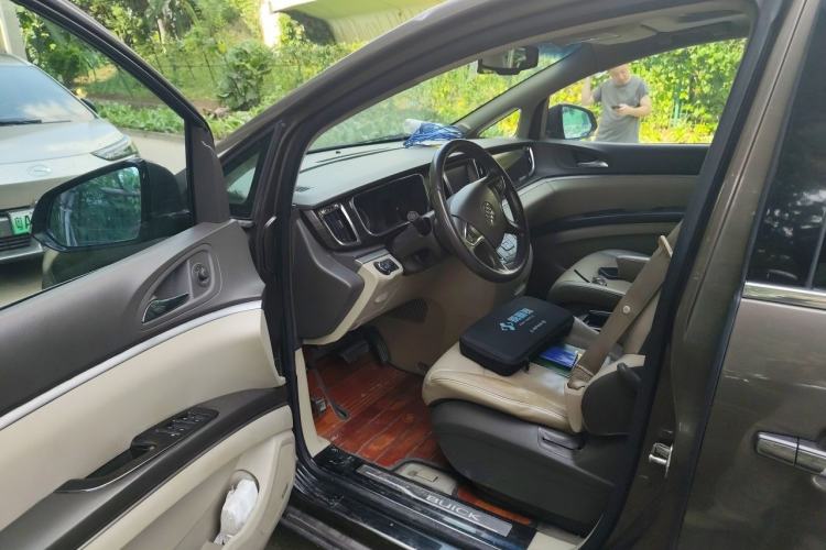 Used Buick GL8 2011 3.0L XT Luxury Business Flagship Edition Driver Seat