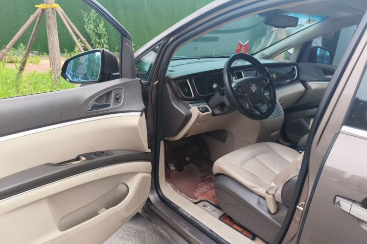 Used Buick GL8 2011 3.0L GT Luxury Business Haoya Edition Driver Seat