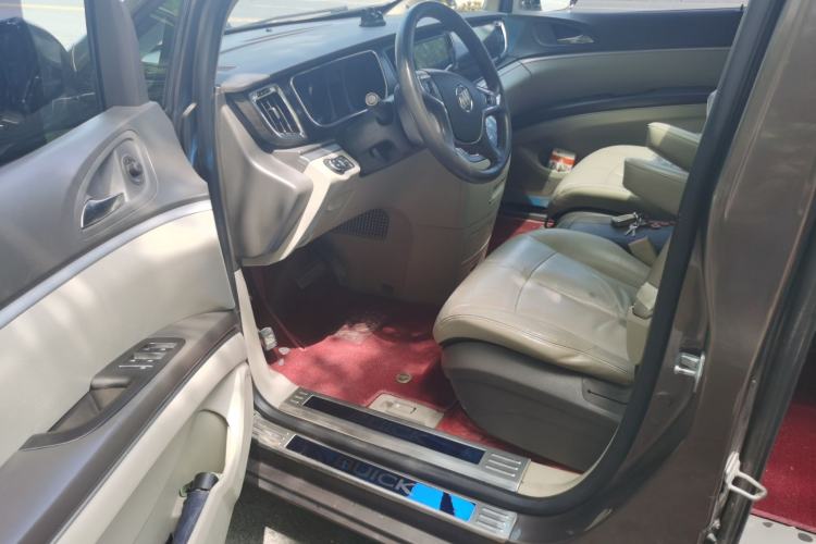 Used Buick GL8 2011 2.4L LT Luxury Business Executive Edition Driver Seat