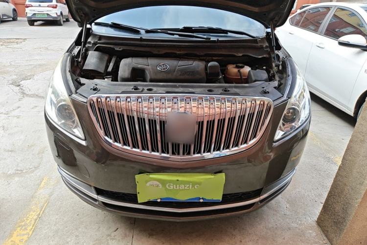 Used Buick GL8 2011 3.0L XT Luxury Business Flagship Edition Engine Bay
