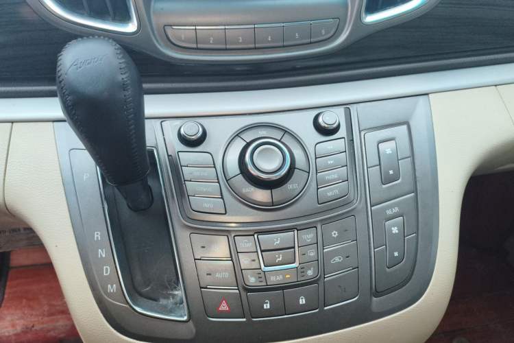 Used Buick GL8 2011 3.0L GT Luxury Business Haoya Edition Gear Lever