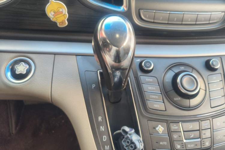 Used Buick GL8 2011 3.0L GT Luxury Business Haoya Edition Gear Lever