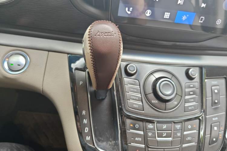 Used Buick GL8 2011 2.4L CT Luxury Business Comfort Edition Gear Lever
