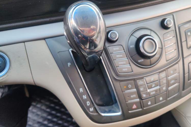 Used Buick GL8 2011 3.0L XT Luxury Business Flagship Edition Gear Lever