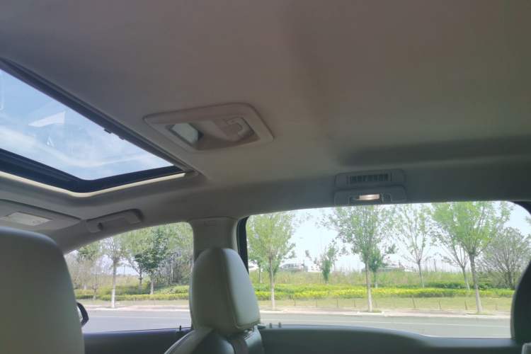 Used Buick GL8 2011 2.4L LT Luxury Business Executive Edition Headliner