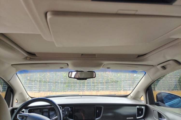 Used Buick GL8 2011 3.0L GT Luxury Business Haoya Edition Headliner