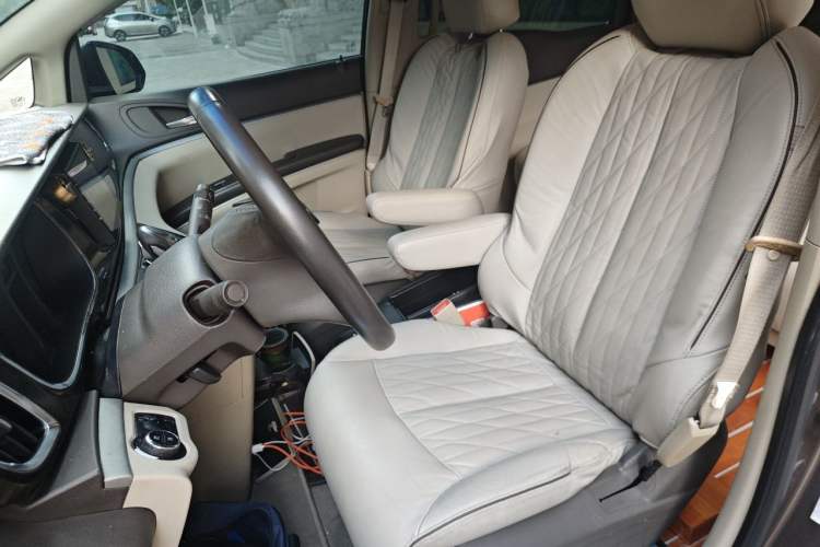 Used Buick GL8 2011 2.4L LT Luxury Business Executive Edition Left Front Seat