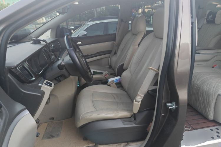 Used Buick GL8 2011 3.0L XT Luxury Business Flagship Edition Left Front Seat