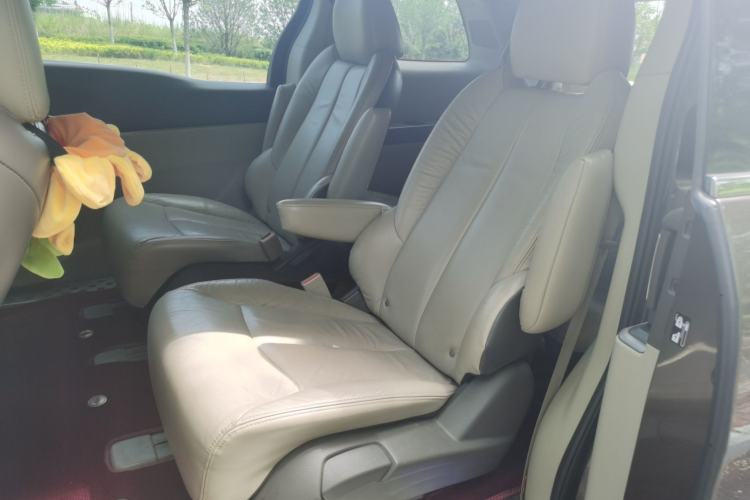 Used Buick GL8 2011 2.4L LT Luxury Business Executive Edition Left Rear Seat