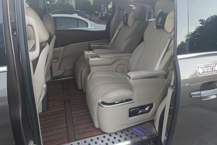 Used Buick GL8 2011 3.0L XT Luxury Business Flagship Edition Left Rear Seat