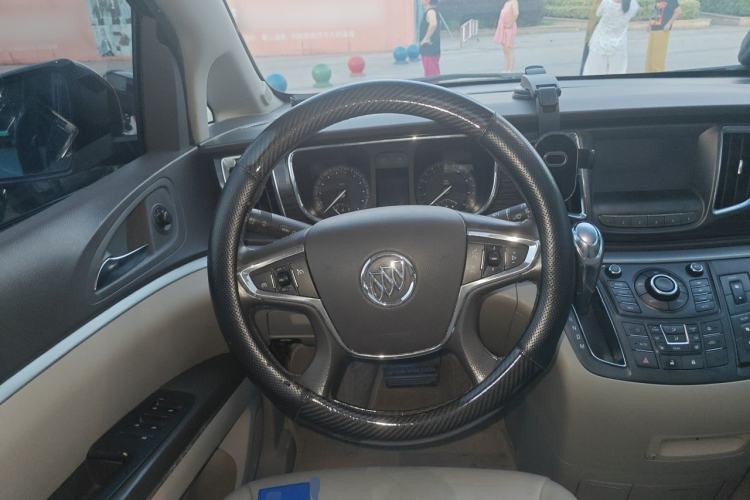 Used Buick GL8 2011 3.0L XT Luxury Business Flagship Edition Steering Wheel