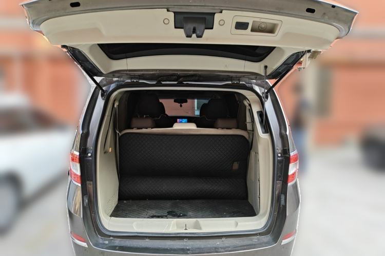 Used Buick GL8 2011 3.0L XT Luxury Business Flagship Edition Trunk